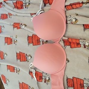 Pink VS 34D T-shirt Push Up Bra